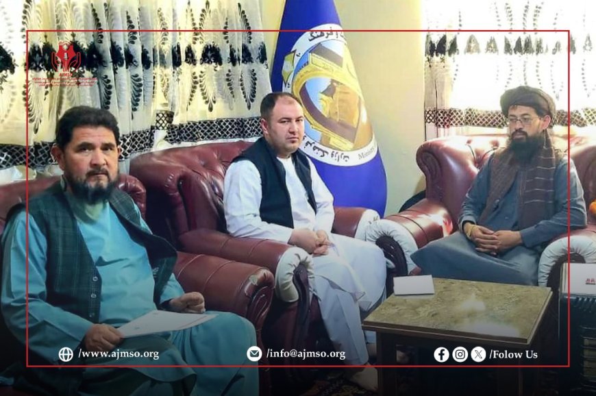 د افغان خبریالانو او رسنیو د ملاتړ بنسټ ولایتي استازي د فاریاب د اطلاعاتو او فرهنګ ریاست له مسؤلینو سره وکتل