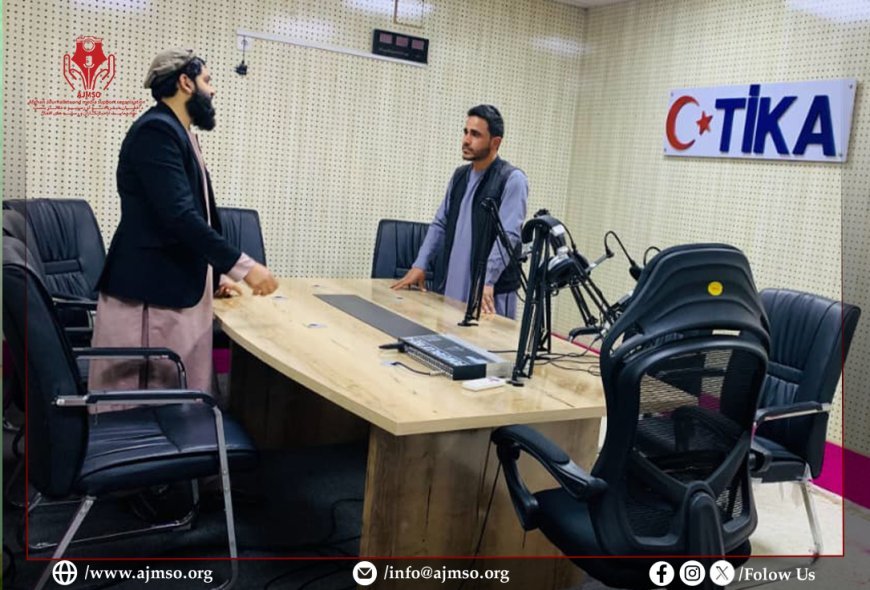 نماینده ولایتی نهاد حمایت از خبرنگاران و رسانه‌های افغان در ولایت پروان از رادیوهای محلی دیدار کرد