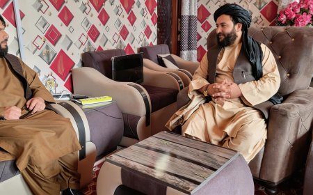 د اروزګان اطلاعات او کلتور ریاست سره د افغان خبریالانو او رسنیو د ملاتړ بنسټ د ولایتي استازي لیدنه