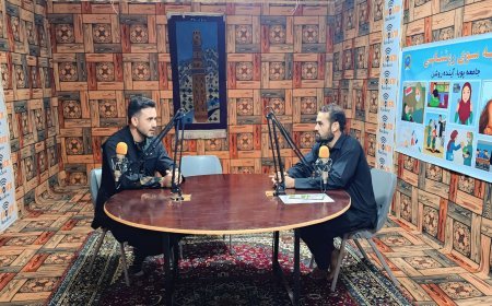 په غور ولایت کې د سرحد او عدالت غږ راډیوګانو له مسوولینو سره لیدنه