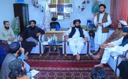 د اطلاعاتو او کلتور وزارت د خپرونو چارو معين د لغمان ولایت خبريالانو او رسنوالو ستونزې او غوښتنې واورېدې